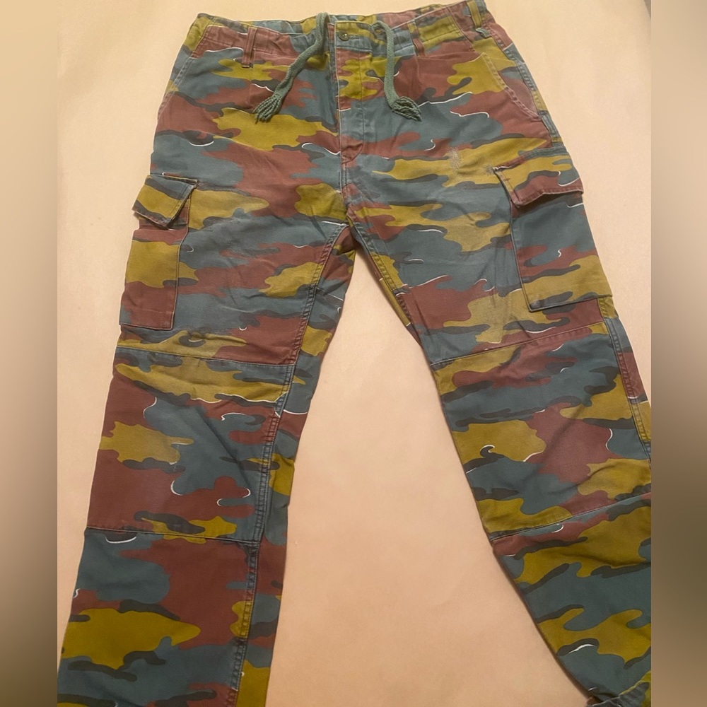 Vintage army cargos.